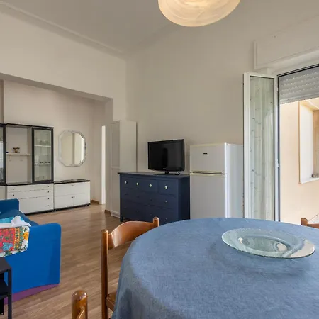 Apartment Seahouse *