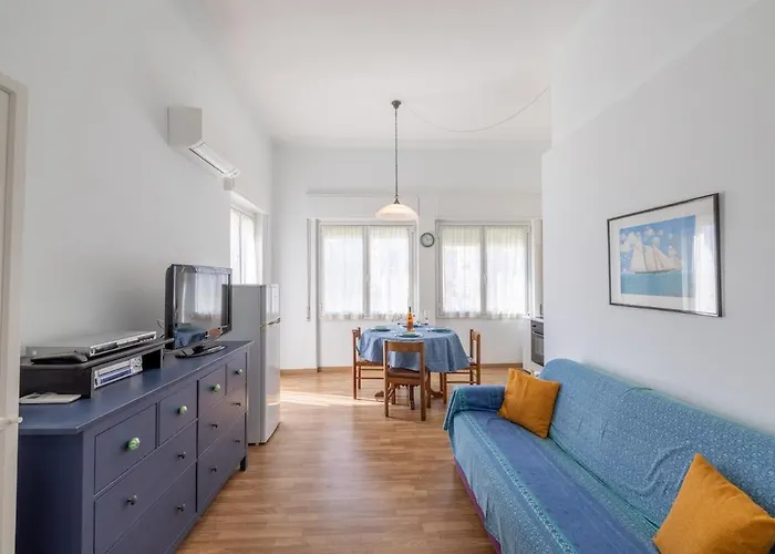 Daire Seahouse Fronte Mare Con Terrazza Vista Mare Diano Marina