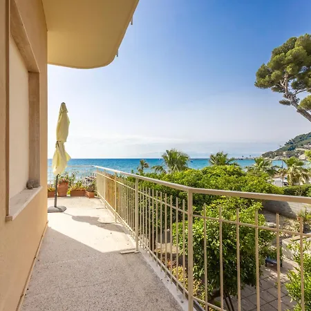 Appartement Seahouse Terrazza A 100 M Dal Mare Diano Marina